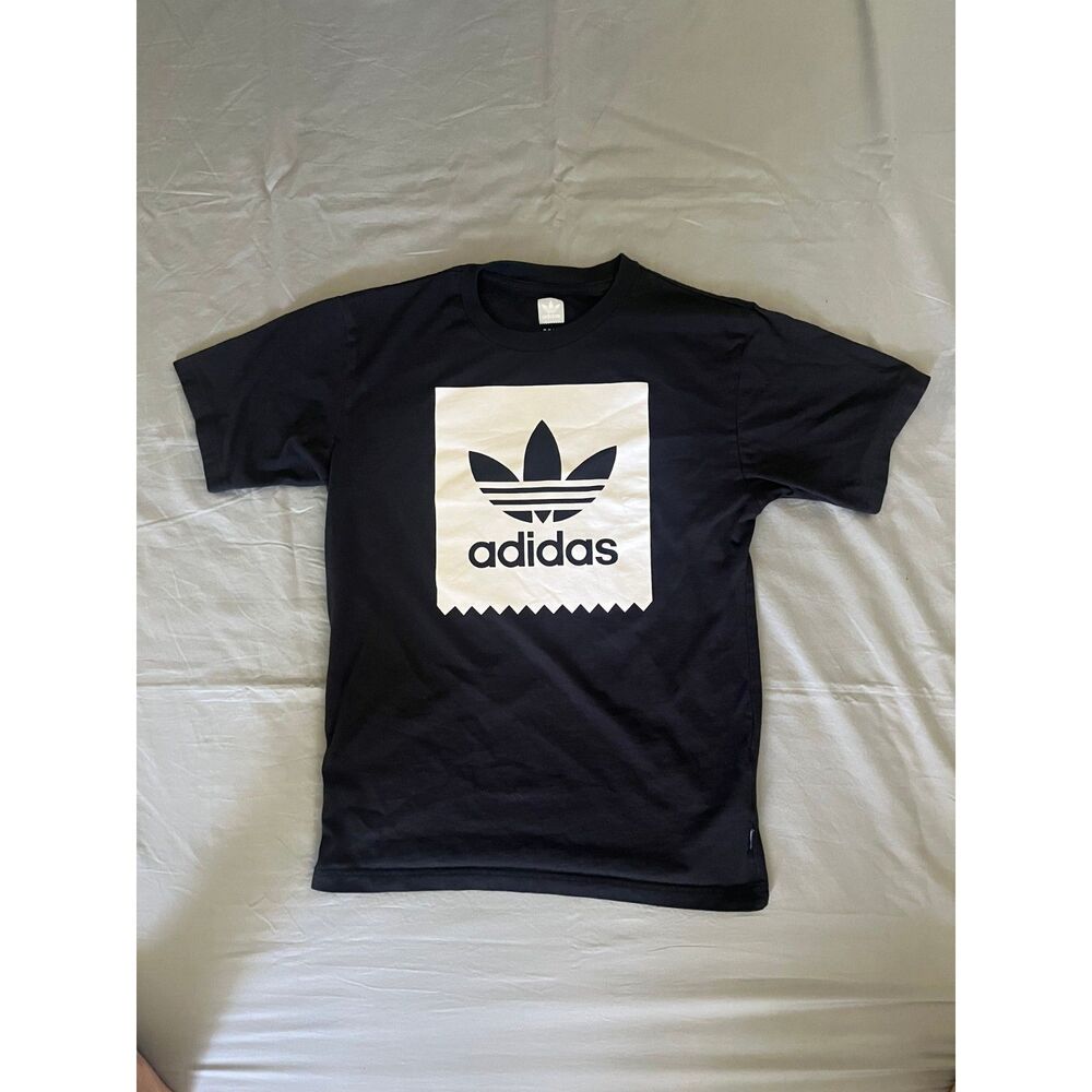 adidas T-shirt